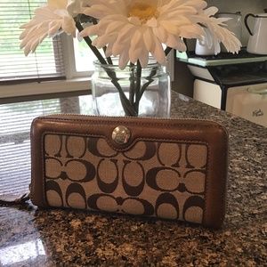 COACH Zip Around Accordion Wallet